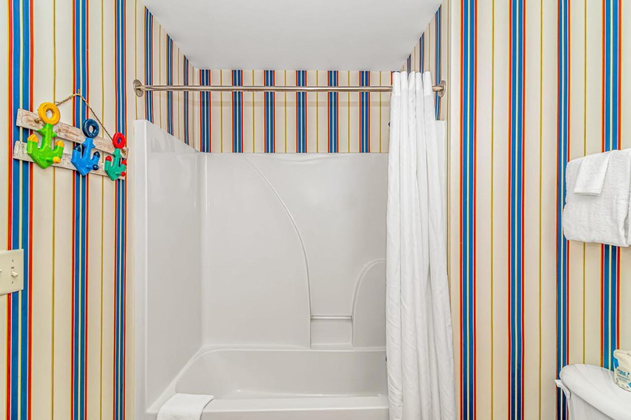 Ocean Breeze Luxury Villas 3D, Nicely Updated! Across From The Ocean! Sleeps 18 ! Myrtle Beach Zimmer foto